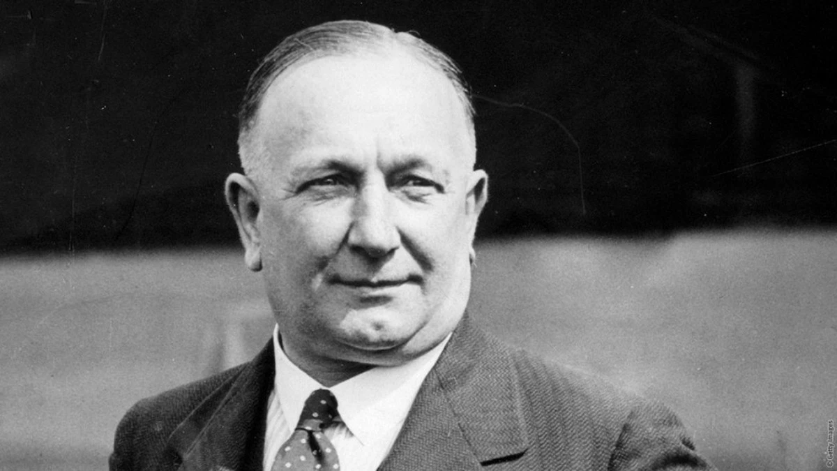 Arsenal Club History – Herbert Chapman